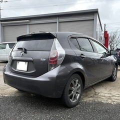 アクア♫車検R8.5.28⭐︎走行距離105000km⭐︎ナビ・TV・バックカメラ♫の画像