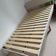 ［引取］セミダブルベッドフレームの画像