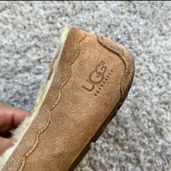 UGG モカシン　24cmの画像