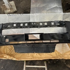 ハイエース　ワイド　フロントバンパー　中古