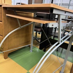 M197　パソコンデスクの画像