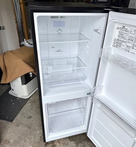 札幌市内配送可 【6ヵ月保証付き】 美品 23年製 ニトリ 140L 2ドア冷蔵庫 NTR-140BK 右開き