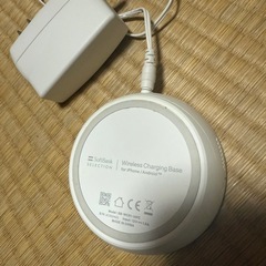 スマホ　置き型　充電器の画像