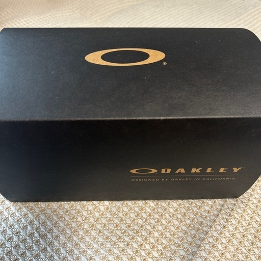 オークリー　マットホワイト　prizm  sapphire irid 0OO7106 FLIGHT TRACKER S