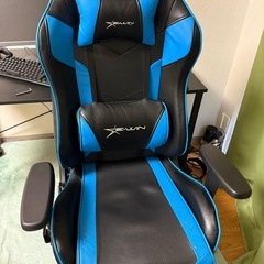 ゲーミングチェア　E-WIN