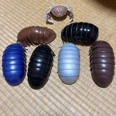 ダンゴムシ　おもちゃ