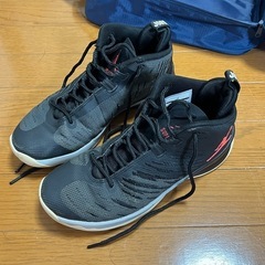 バスケットシューズ ナイキ　ジョーダン