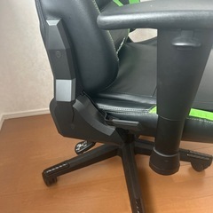 GT Racing【ゲーミングチェア】　最高の快適性とパフォーマンスの画像