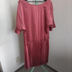 サテンワンピース（未使用）