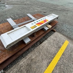 大型車　リアバンパーの画像