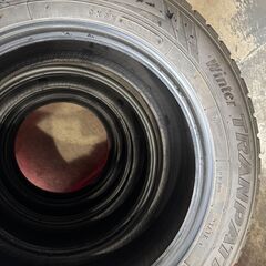 JMS０９０　🌟タイヤ安く譲ります🌟中古スタッドレスタイヤ🚗１９５/６５R１５（プリウス・エスクァイア・ウィッシュ・カローラ・ヴォクシー・ノア・セレナ）の画像