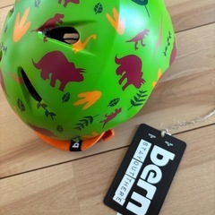 ほぼ新品 ベビーヘルメットbern ティグレ XXS 　