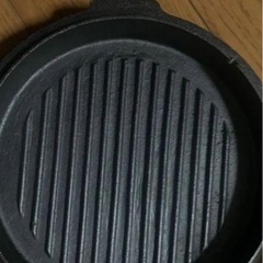 未使用ダッチオーブン10インチの画像