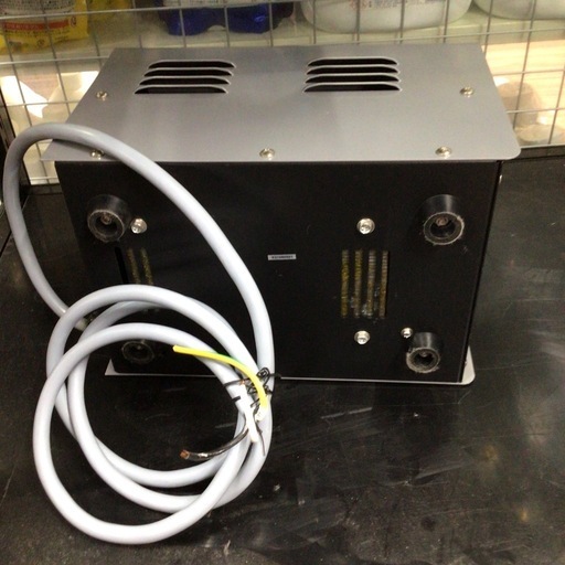 育良精機 ポータブルトランス(降圧器) PT-50D