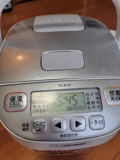 ZOJIRUSHI 炊飯器
