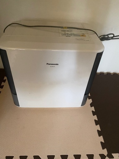 パナソニック 気化式加湿器 ヒートレスファン FE-KFE15 2016年製