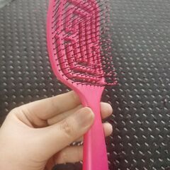 頭皮マッサージ器