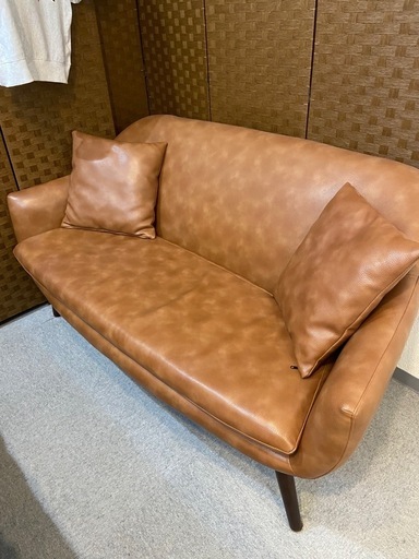 2〜3人掛けモダンソファ