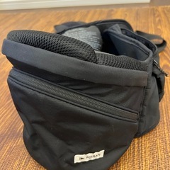 ほぼ新品の抱っこヒップシートの画像