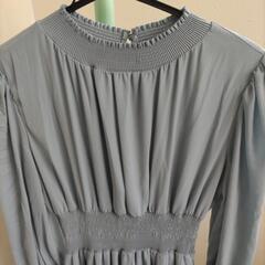 ブルーグレージョーゼットロングワンピース（未使用）の画像