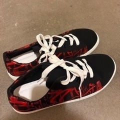 スニーカー新品28cmの画像