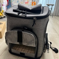 【予約済み】ペットキャリーリュック【拡張できるタイプ】