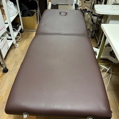 未使用有孔簡易折りたたみベッド　持ち運び可能