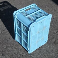 引き取り限定・大変丈夫なサンコー製コンテナ 10個まとめて１０００円　　その３の画像