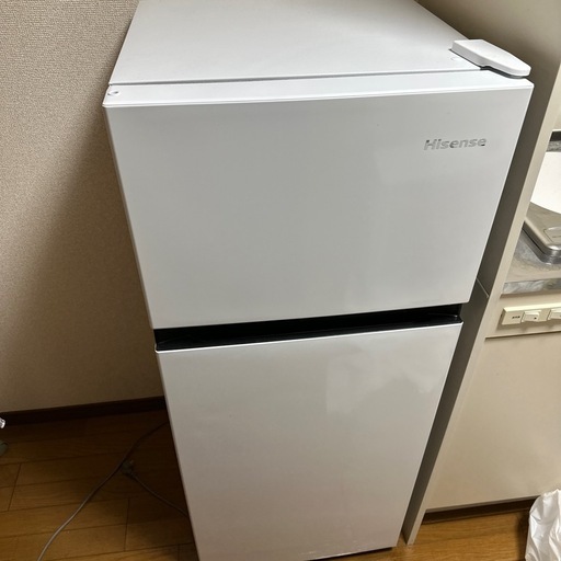 ハイセンス 冷蔵庫 幅47.5cm 124L 右開き HR-B12HW