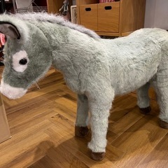 座れるアニマル ロバ タグ付きの画像