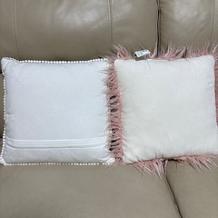 ニトリ　クッション　2個セットの画像