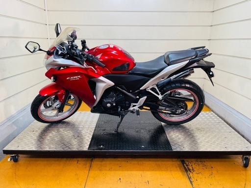 37081km ☆始動動画あり☆ ホンダ CBR250R MC41 中型 26518km ☆始動