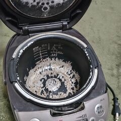 タイガーIH炊飯ジャー JKJ-S100の画像