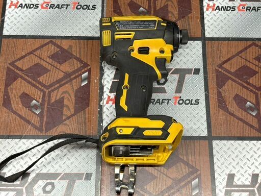 値下げしました！【中古】マキタ Makita TD002D 充電式インパクトドライバ ケース付き 40Vmax