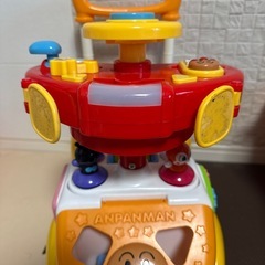 アンパンマンよくばりビジーカーの画像