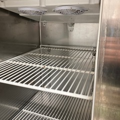 業務用冷蔵庫の画像