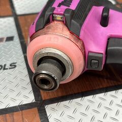 値下げしました！【中古】マキタ Makita TD171D 充電式インパクトドライバ 18V バッテリ×2・充電器付きの画像