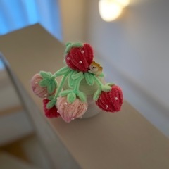Fiore.J.Rose🌹ふわふわモールで🍓作り💕の画像
