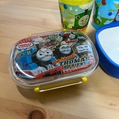 トーマス弁当箱・コップ２個の画像