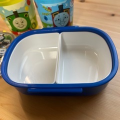 トーマス弁当箱・コップ２個の画像