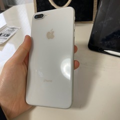 最終価格携帯電話8pの画像