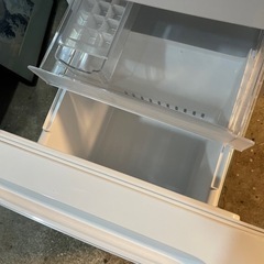 【ジモティ割】ヤマダセレクト 冷蔵庫 156L 2024年製 YRZ-F15LW(ID: 609）の画像