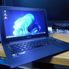 ASUS ノートパソコン TAICHI21 Windows11 24H2 SSD128GB メモリ4GB の画像