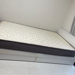 【決まりました】マットレス&ベッドフレーム（セミダブル）の画像