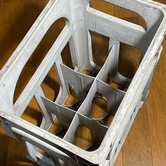 【値下げ】　P箱　一升瓶ケース6本用　中古