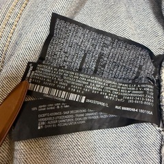 ZARAザラ 3rdタイプ フォトデニム ダメージジャケット XLの画像