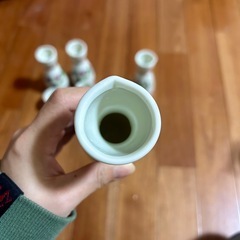 花柄酒器セット　お猪口、徳利の画像