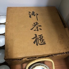 GYP0305 茶櫃（箱付き）湯呑み　10客　急須　まとめ売りの画像