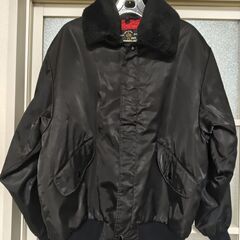 👩ジャンバー(Мサイズ)/通勤用に【表側は割りと美品】