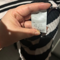 長そでニットの画像